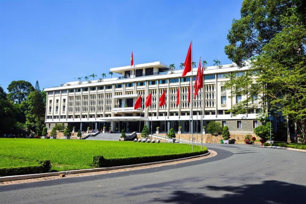 Blue River 2 Hotel Хошимин Экстерьер фото