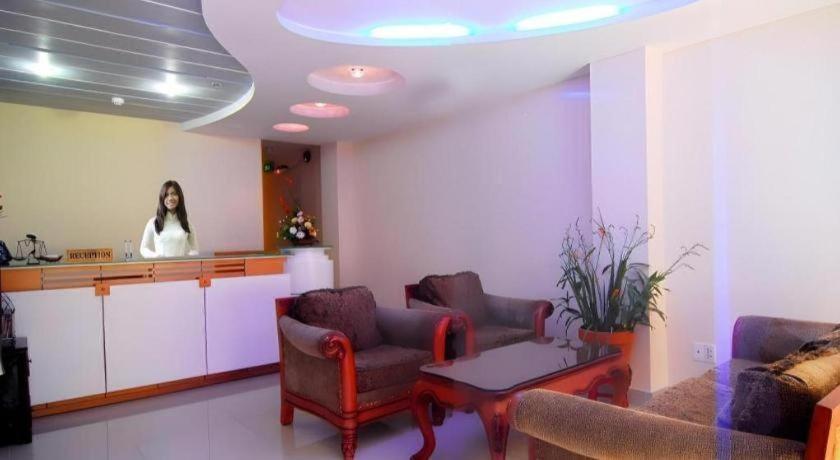 Blue River 2 Hotel Хошимин Экстерьер фото