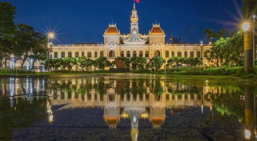 Blue River 2 Hotel Хошимин Экстерьер фото